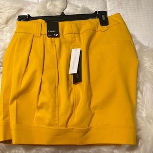 7th Avenue 4” Short size:12.